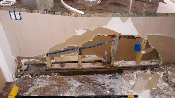 Best Water damage restoration cost  in Oakdale, NY